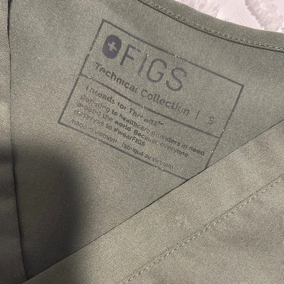 Figs Moss Scrub Set - Picture 6 of 6